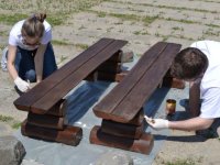 Sok kéz hamar kész